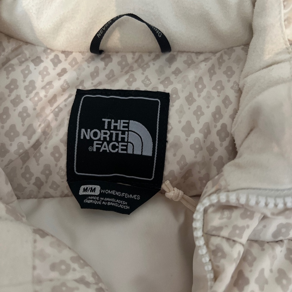 North Face cream print quilted puffer vest size medium